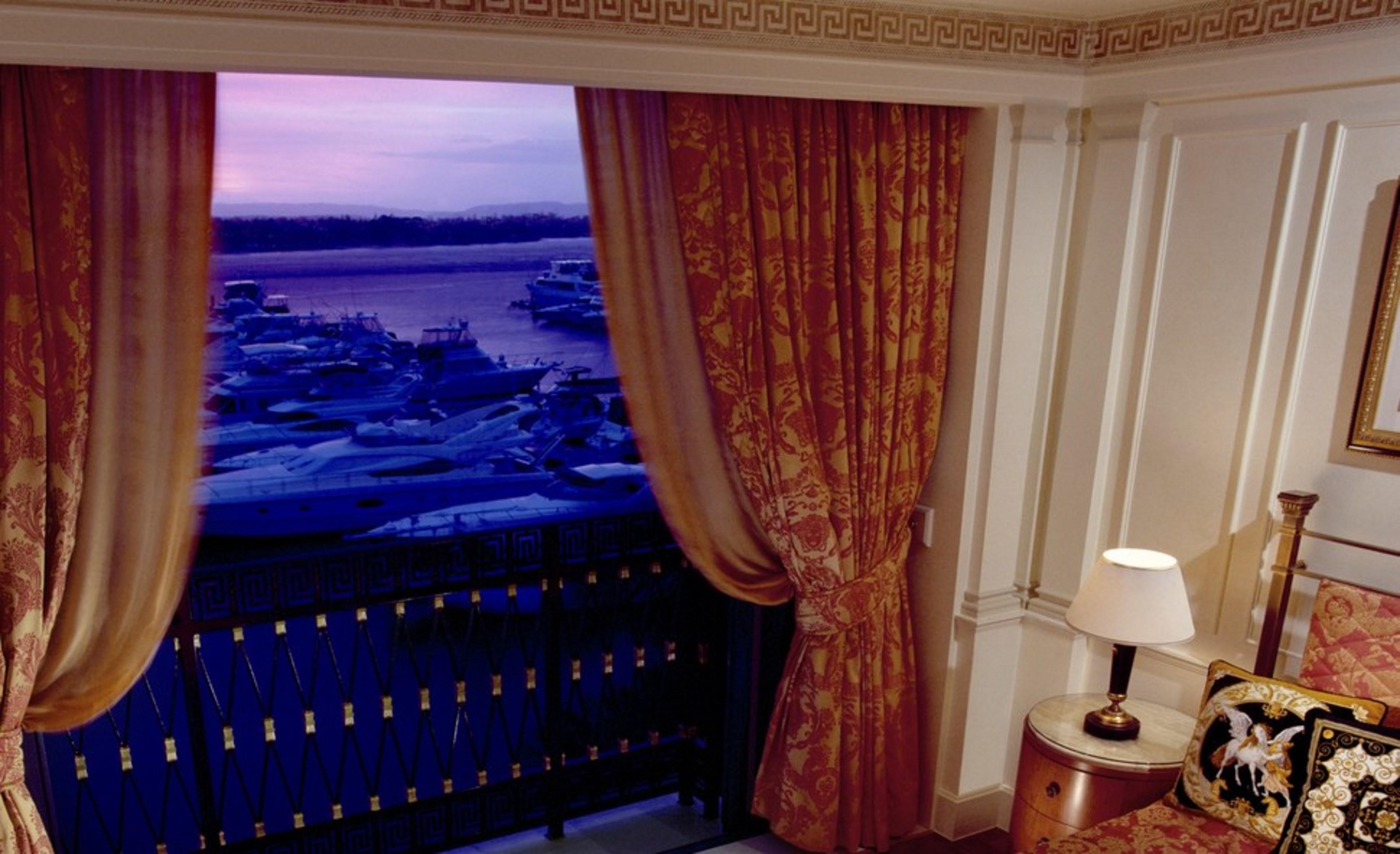 ホテル パラッツォ ヴェルサーチ ゴールドコースト エクステリア 写真 View from a suite