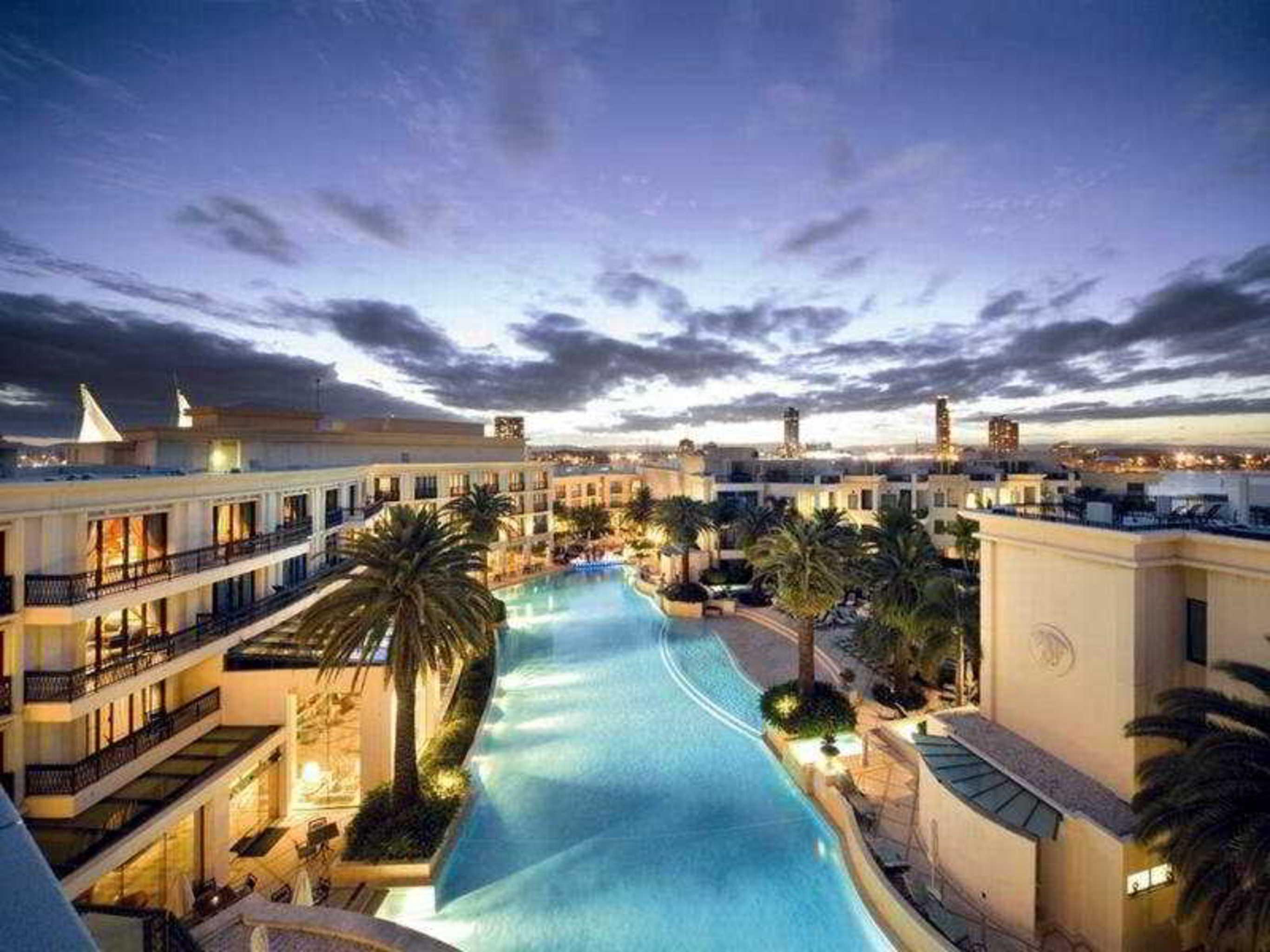 ホテル パラッツォ ヴェルサーチ ゴールドコースト エクステリア 写真 The Venetian Resort