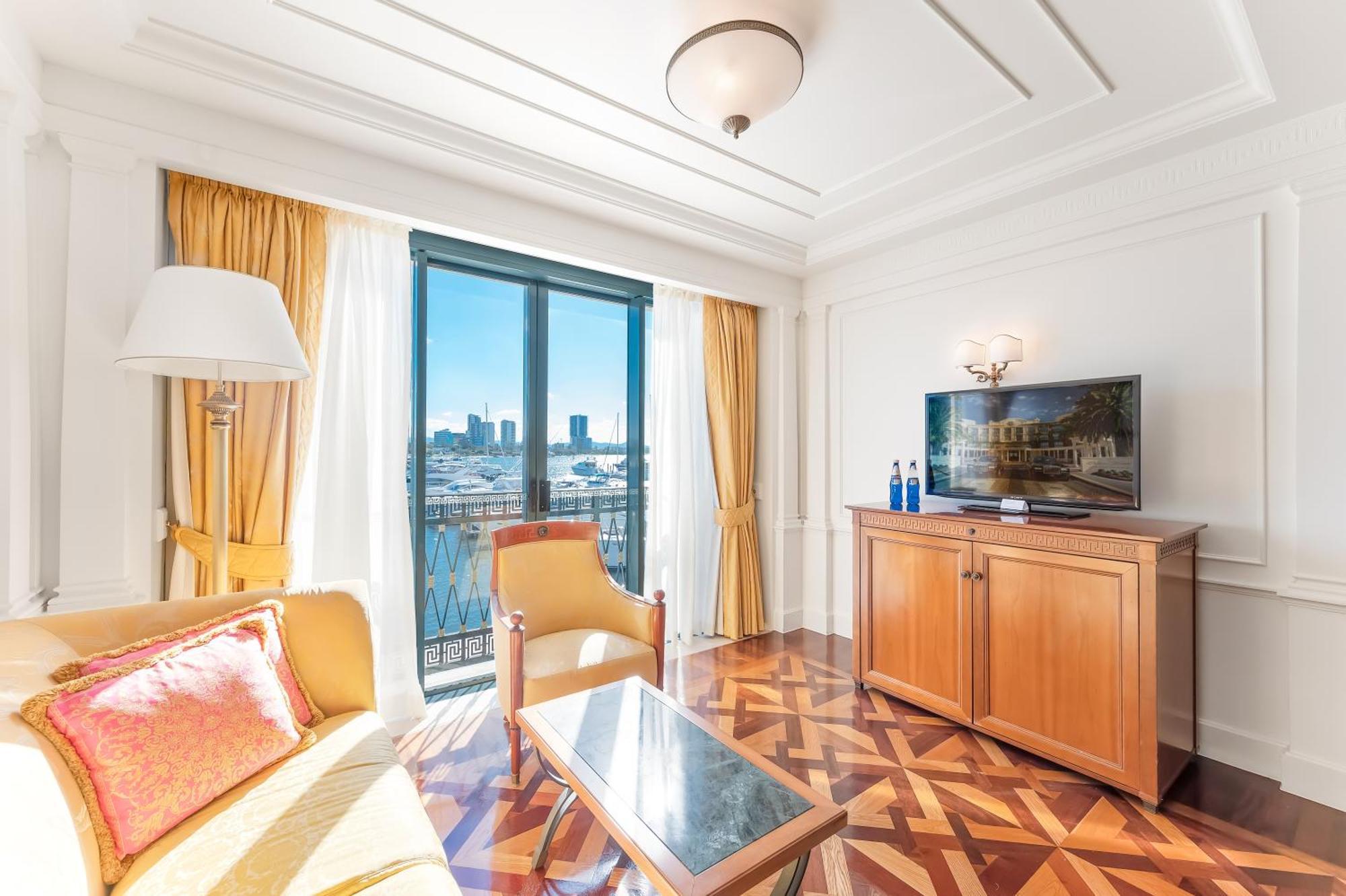 ホテル パラッツォ ヴェルサーチ ゴールドコースト エクステリア 写真 A living room at the hotel